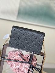 	 Bagsaaa Louis Vuitton Vavin WOC Bag Monogram Empreinte Black 21cm - 3