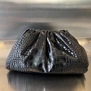 Bagsaaa Bottega Veneta Classic Pouch Black Crocodile Leather - 40*18*18cm - 1