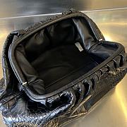 Bagsaaa Bottega Veneta Classic Pouch Black Crocodile Leather - 40*18*18cm - 3