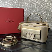 Bagsaaa Valentino Mini Locò Calfskin With Crystal Logo Black Gold - 6