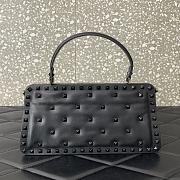 Bagsaaa Valentino Garavani Rockstud Padded Handbag - 28*14*8cm - 2