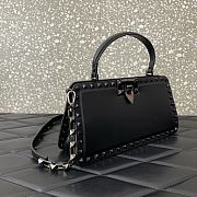 	 Bagsaaa Valentino Garavani Padded Handbag - 28*14*8cm - 3