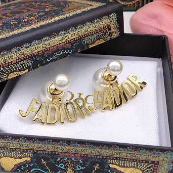 Bagsaaa Dior Jadior Pearl Stud Earrings