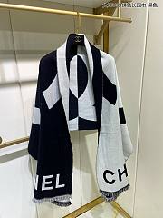 Bagsaaa Chanel CC Logo Black & White Scarf - 1