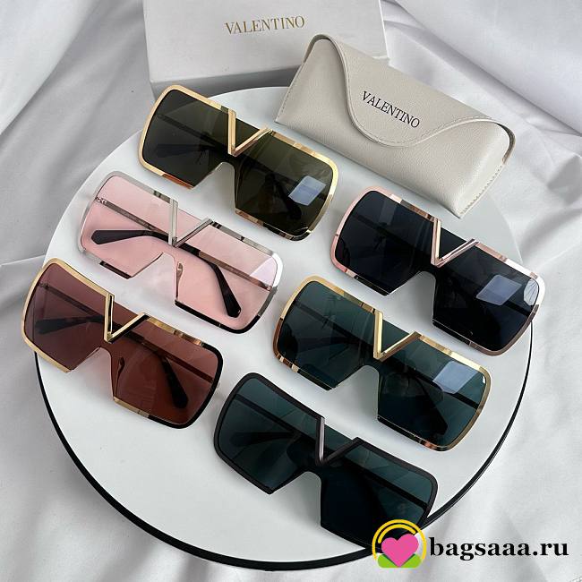 Bagsaaa Valentino Sunglasses - 1