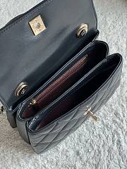 	 Bagsaaa Chanel Trendy CC 20cm In Black - 3