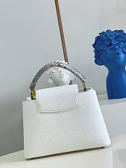 Bagsaaa Louis Vuitton Capucines White - 27cm - 6