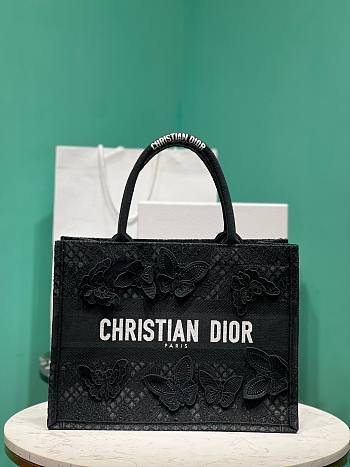 Bagsaaa Dior Book Tote Medium Black D-Lace Butterfly Embroidery with 3D Macramé Effect