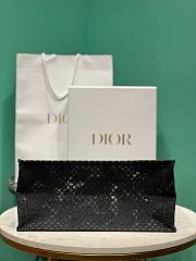 Bagsaaa Dior Book Tote Medium Black D-Lace Butterfly Embroidery with 3D Macramé Effect - 5