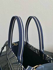 	 Bagsaaa Dior Medium Dior Book Tote Blue Oblique Embroidery and Calfskin With Strap - 6