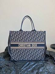 	 Bagsaaa Dior Large Dior Book Tote Blue Oblique Embroidery and Calfskin With Strap - 1