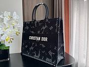 	 Bagsaaa Dior Book Tote Large Black D-Lace Butterfly Embroidery with 3D Macramé Effect - 4
