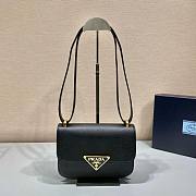 	 Bagsaaa Prada Embleme Saffiano shoulder bag in black - 22x15x6cm - 1