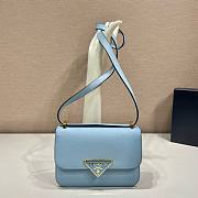 	 Bagsaaa Prada Embleme Saffiano shoulder bag in blue - 22x15x6cm - 5