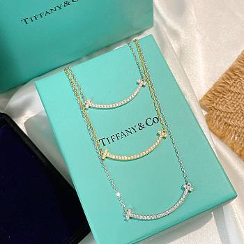 Bagsaaa Tiffany & Co Smile Pendant Necklace