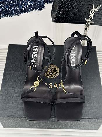 Bagsaaa Versace High Heels Sandals In Black