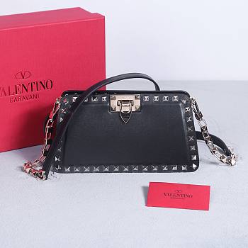 	 Bagsaaa Valentino Garavani Rockstud bag in calfskin black - 21*12*6cm