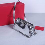 	 Bagsaaa Valentino Garavani Rockstud bag in calfskin silver - 21*12*6cm - 6