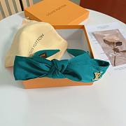 Bagsaaa Louis Vuitton Green Headband, Diamond Logo - 3