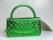 	 Bagsaaa Chanel Vintage Green Leather Top handle Flap Bag - 25cm - 5