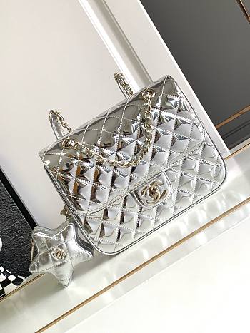 	 Bagsaaa Chanel 24C Hollywood silver mirror calfskin leather backpack