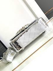 	 Bagsaaa Chanel 24C Hollywood silver mirror calfskin leather backpack - 6