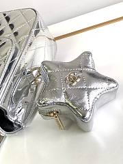 	 Bagsaaa Chanel 24C Hollywood silver mirror calfskin leather backpack - 3