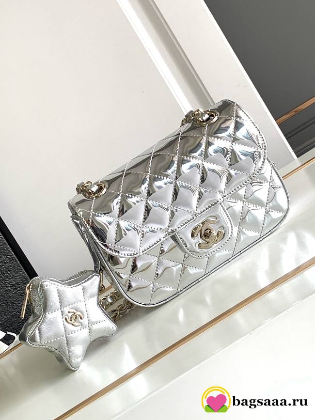 Bagsaaa Chanel 24C Hollywood gold mirror calfskin leather flap bag - 1