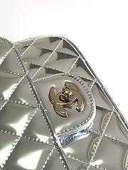 Bagsaaa Chanel 24C Hollywood gold mirror calfskin leather flap bag - 2