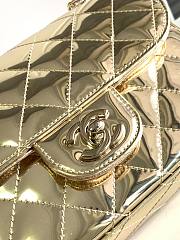 	 Bagsaaa Chanel 24C Hollywood silver mirror calfskin leather flap bag - 5