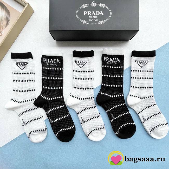 Bagsaaa Prada Black and White Socks Set - 1