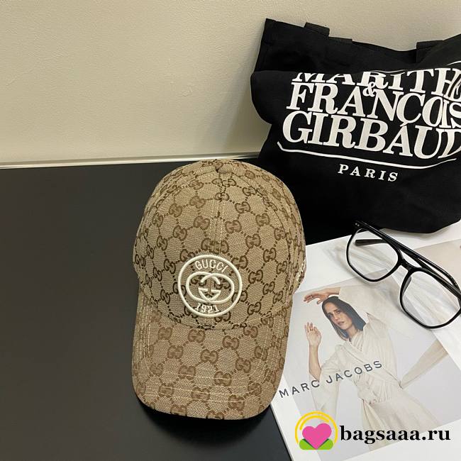 Bagsaaa Gucci GG Ebony Brown Front Logo Cap - 1
