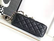 	 Bagsaaa Chanel 23K Black Bag With Heart Chain - 19cm - 6