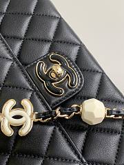 	 Bagsaaa Chanel 23K Black Bag With Heart Chain - 19cm - 4
