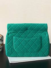 Bagsaaa Chanel Jersey and metal clutch in green  - 24.5x18.5x4.5cm  - 4