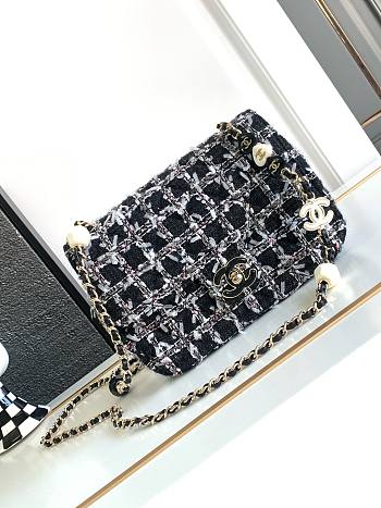 Bagsaaa Chanel 23K Crossbody & Shoulder Tweed Black Bag - 19cm