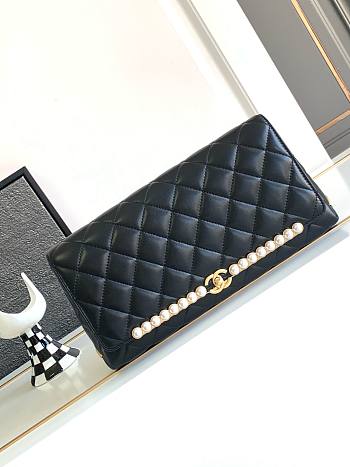 Bagsaaa Chanel Lambskin, Imitation Pearls & Gold-Tone Metal Black - 15 × 30 × 4 cm