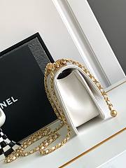 	 Bagsaaa Chanel WOC In White Lambskin Bag - 19cm - 5