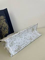 Bagsaaa Dior Book Tote Medium White and Gold-tone Gradient Butterflies - 36x18x28cm - 5