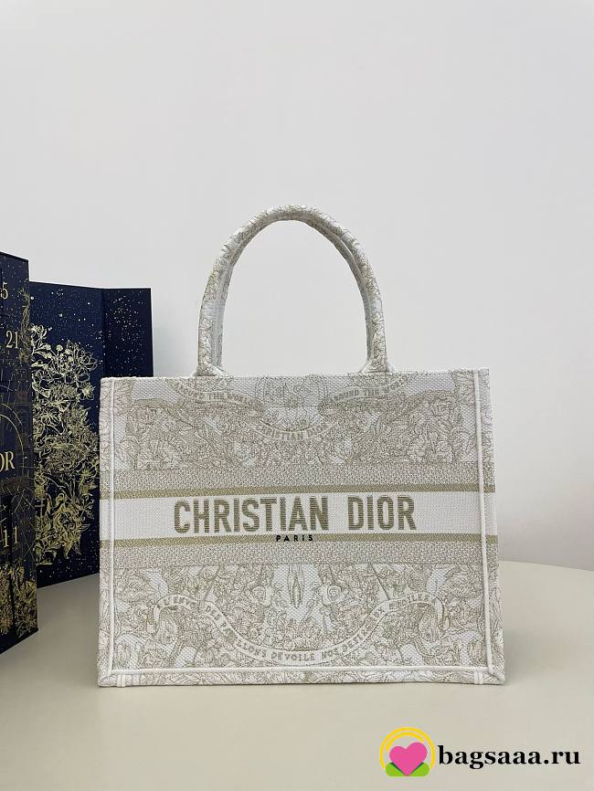 Bagsaaa Dior Lady Medium Book Tote Gold-Tone and White Butterfly Around The World Embroidery - 36x18x28cm - 1