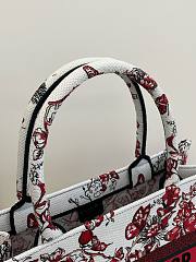 Bagsaaa Dior Lady Small Book Tote Red Butterfly Around The World Embroidery - 26x8x22cm - 3