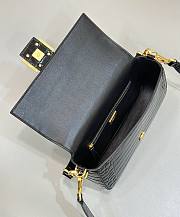 Bagsaaa Fendi Baguette Dove black crocodile leather bag - 27x15x6cm - 3