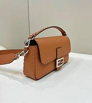 Bagsaaa Fendi Baguette Brown Selleria bag with oversize topstitching - 28x6.5x15cm - 3