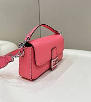	 Bagsaaa Fendi Baguette Pink Selleria bag with oversize topstitching - 28x6.5x15cm - 5