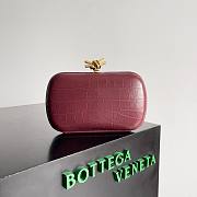 	 Bagsaa Bottega Veneta Knot Crocodile Burgundy - 20x12x5.5cm - 1