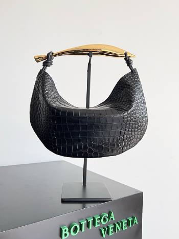 Bagsaaa Bottega Veneta Sardine Black Crocodile top handle bag  - 36x24x3cm
