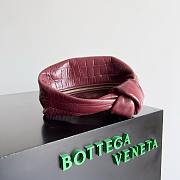 	 Bagsaaa Bottega Veneta Small Jodie Crocodile Burberry Bag - 23x15x5cm - 5