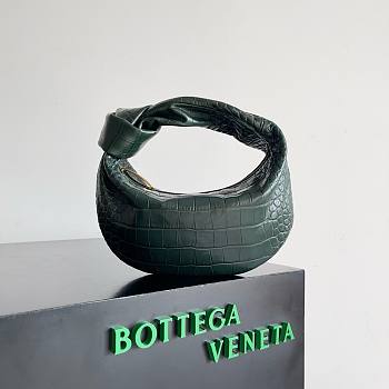 	 Bagsaaa Bottega Veneta Small Jodie Crocodile Dark Green Bag - 23x15x5cm