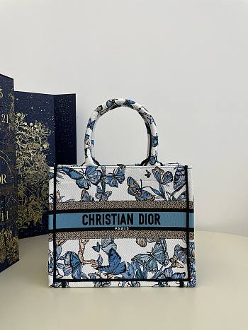 Bagsaaa Dior Small Book Tote White and Blue Toile De Jouy Mexico Embroidery - 26x8x22cm