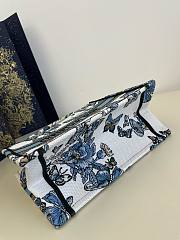 Bagsaaa Dior Small Book Tote White and Blue Toile De Jouy Mexico Embroidery - 26x8x22cm - 3